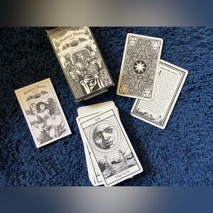 BIANCO NERO TAROT by Marco Proietto